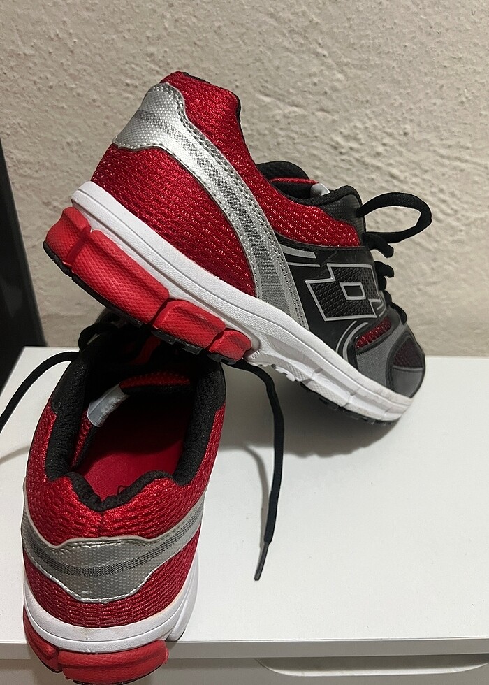 Lotto Spor Ayakkabı - Görsel 2