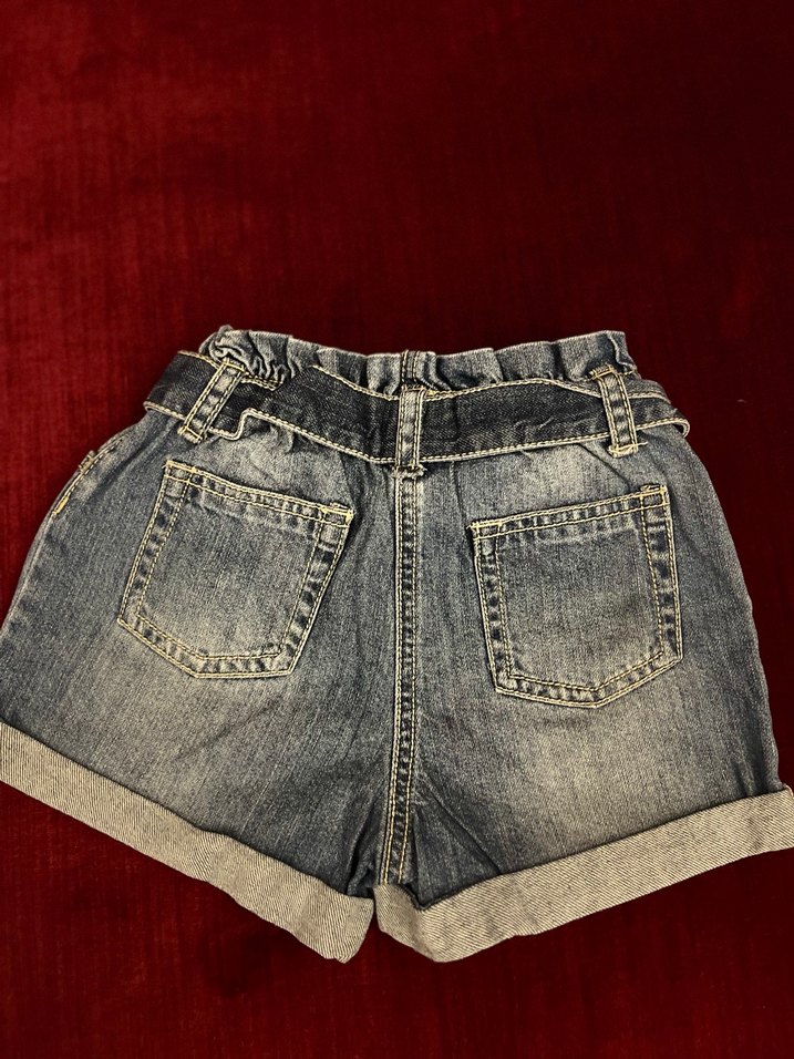 Disney Desenli Kemerli Gri Mini Kot Şort - Görsel 2