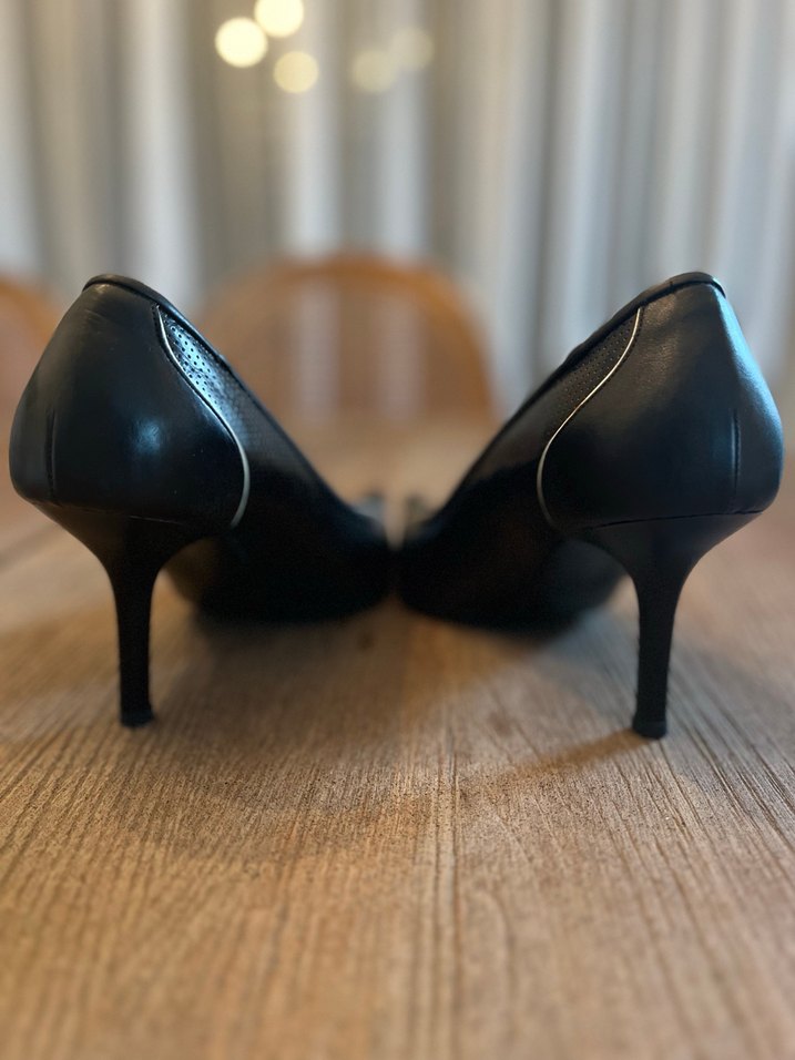 Divarese Marka Siyah Stiletto Topuklu Kadın Ayakkabı - Görsel 3