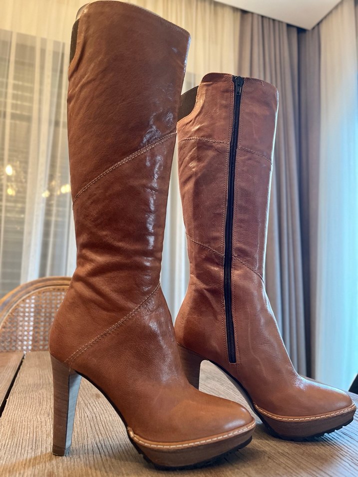 DİVARESE MARKA Camel Deri  Platformlu Diz Boyu Çizme - Görsel 2