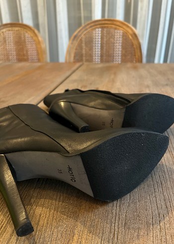 HOTİÇ MARKA Siyah Deri Stiletto Topuklu Kadın Bot - Görsel 5