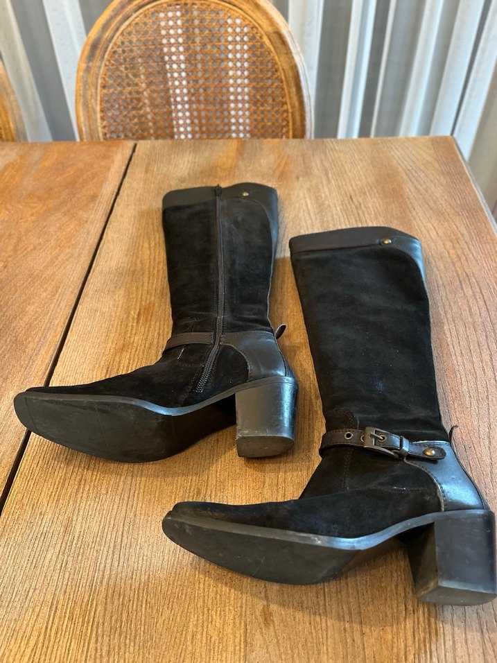 Divarese Marka Siyah Süet Stiletto Fermuarlı Çizme - Görsel 2