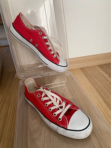 Converse kırmızı