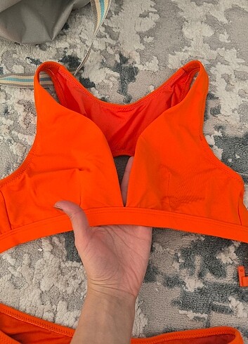 40 Beden turuncu Renk Turuncu bikini takım 38 40 beden hiçbir kusuru yok