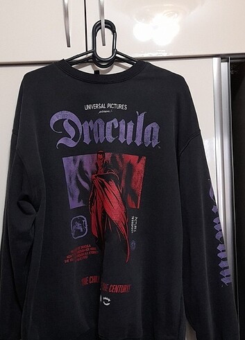 h&m kaliteli renkli çok kalın olmayan sweat 