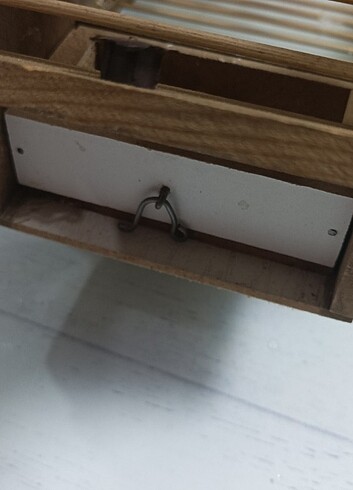 boy 49 cm.en 36 cm.kat aralığı alt 26 cm.üst 22 cm. yan 28 cm. - Görsel 10