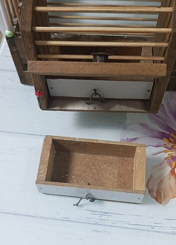 boy 49 cm.en 36 cm.kat aralığı alt 26 cm.üst 22 cm. yan 28 cm. - Görsel 11