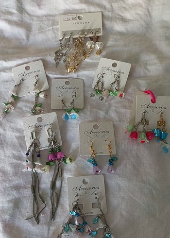 Accessorize Renkli Boncuklu Mini Çiçek Küpeler