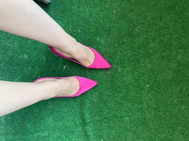 Pembe stiletto