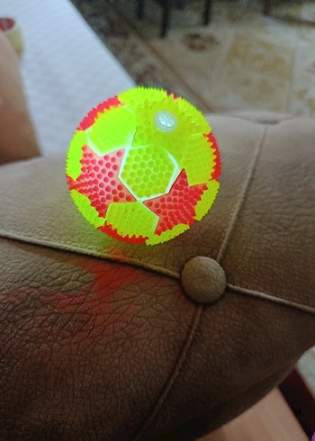 Sarı Renkli Yıldız Desenli Top Oyuncak - Görsel 4