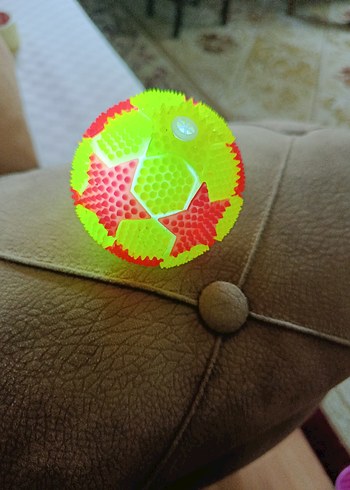 Sarı Renkli Yıldız Desenli Top Oyuncak - Görsel 3