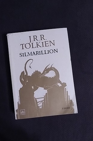 Silmarillion - J.R.R Tolkien