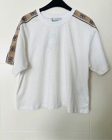 Guess Guess tshirt