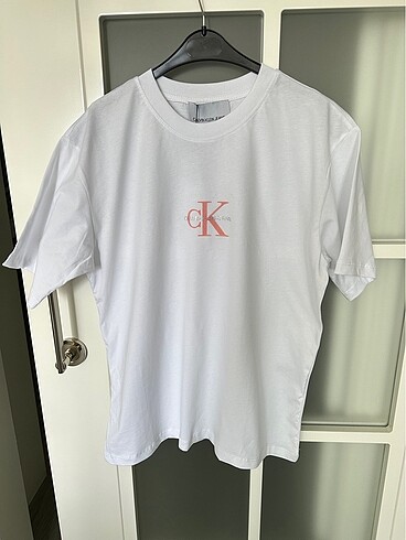 Ck tshirt