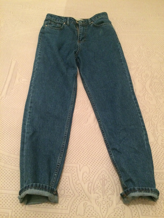 Mom jean-boyfriend 