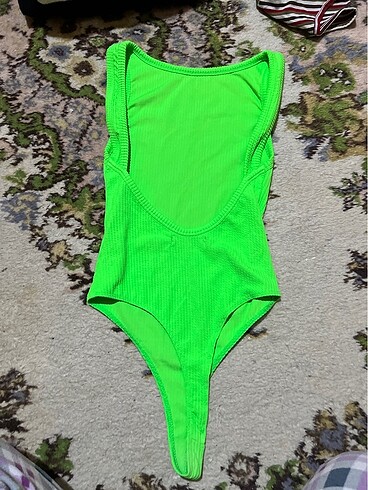 xs Beden Bershka body