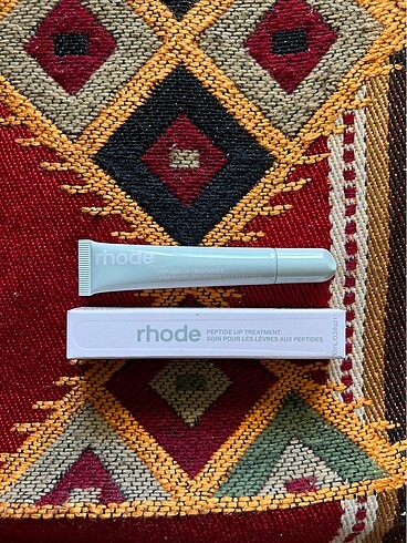 Rhode Peptide Lip Treatment