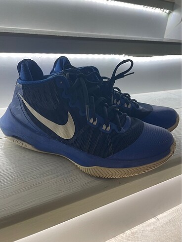 38,5 Beden Nike Basketbol Ayakkabısı