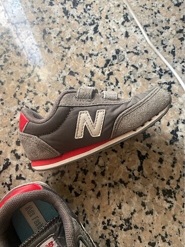 new balance spor ayakkabı