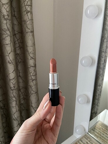 Mac ruj honey love