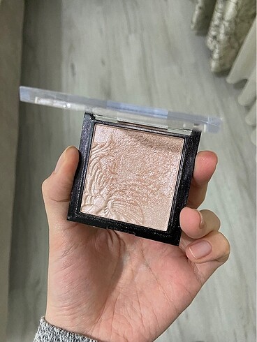 Wet n wild Higlighter