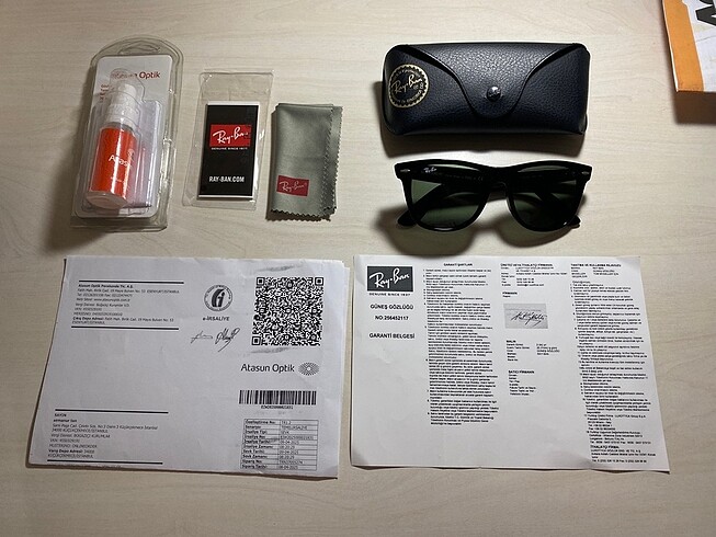  Beden siyah Renk RAYBAN GÖZLÜK