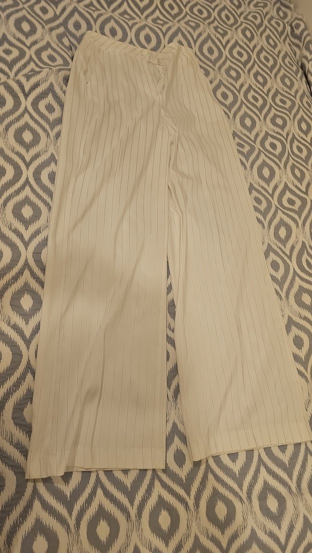 Beyaz Piliseli Keten Kadın Pantolon - Görsel 3