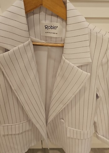Robin Çizgili Kısa Beyaz Kadın Blazer Ceket - Görsel 2