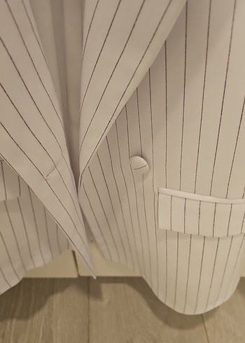 Robin Çizgili Kısa Beyaz Kadın Blazer Ceket - Görsel 3