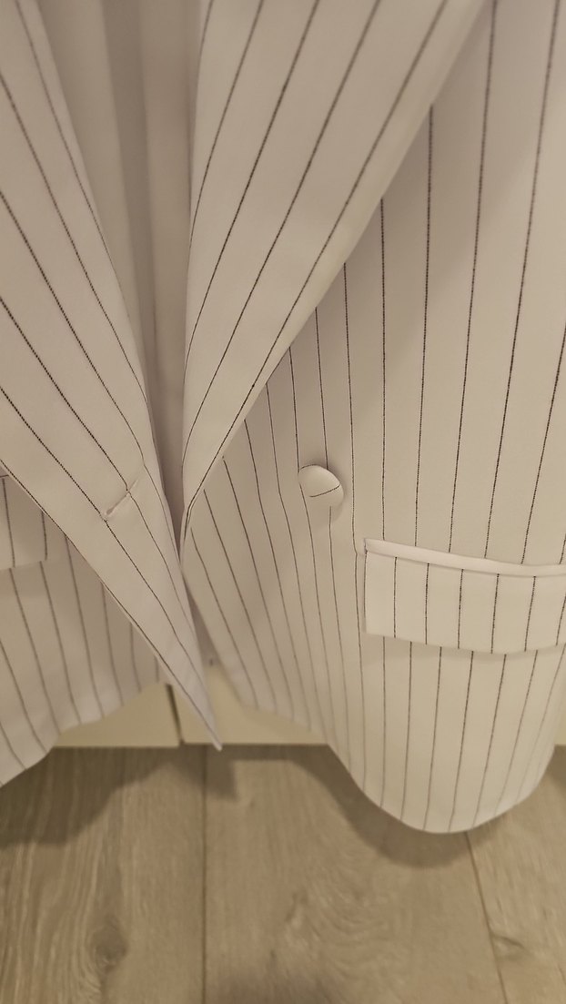 Robin Çizgili Kısa Beyaz Kadın Blazer Ceket - Görsel 3