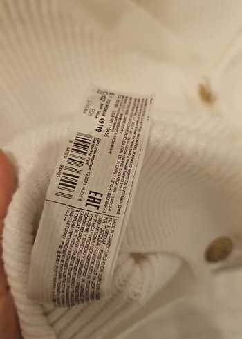 Mango üğmeli Beyaz V Yaka Kadın Hırka - Görsel 4