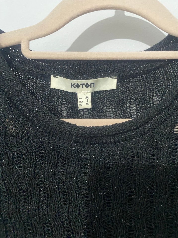 Dantel Detaylı Siyah V Yaka Kadın Bluz - Görsel 4