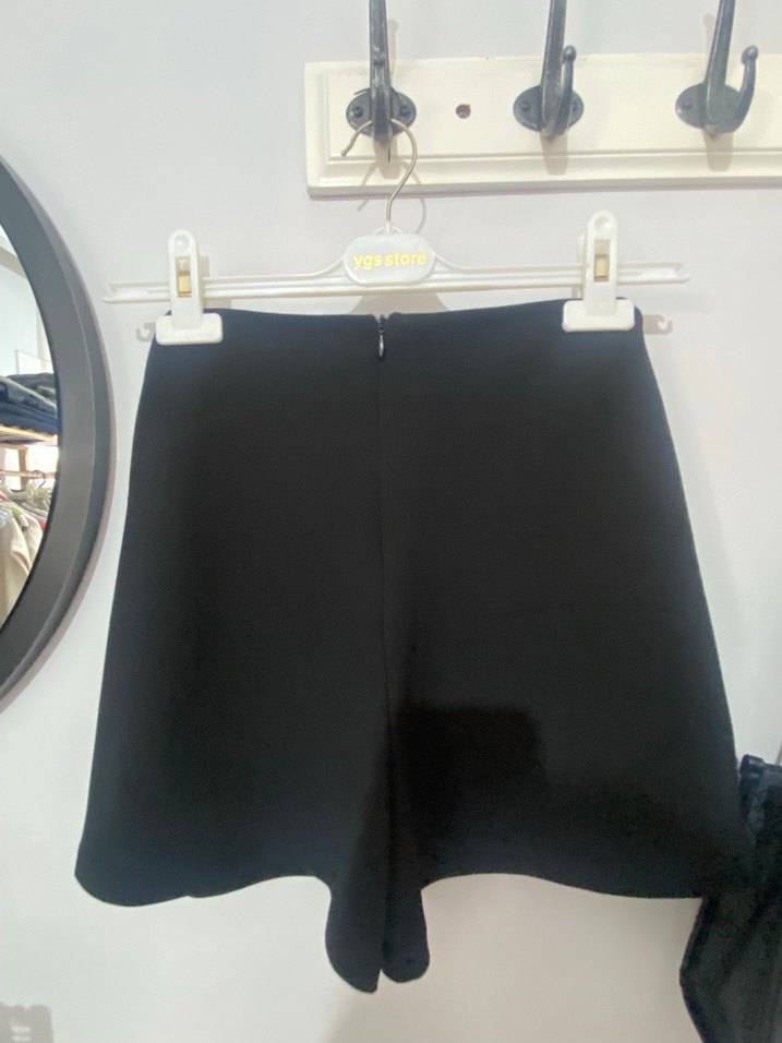 Siyah mini şort etek - Görsel 3