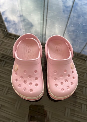 Crocs 26