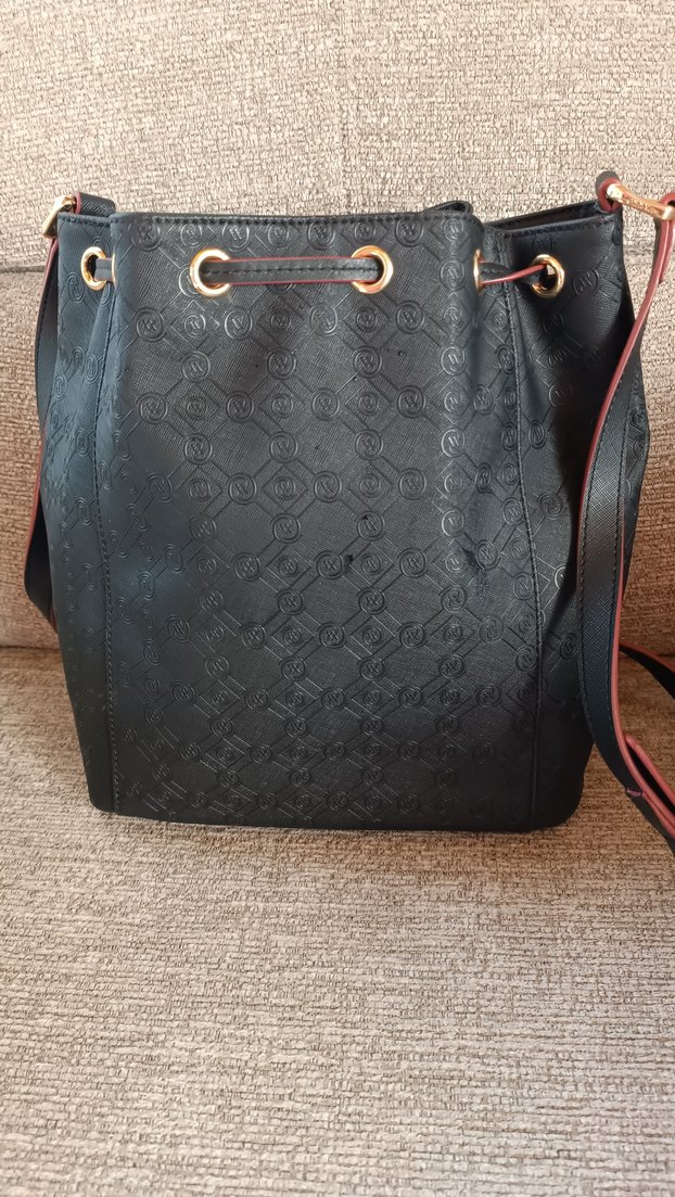 Kedili Siyah Büzgülü Vakko Çapraz Askılı - Görsel 4