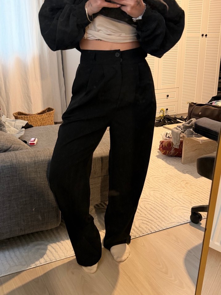 Kadın Siyah Rahat Kesim Midi Pantolon - Görsel 2