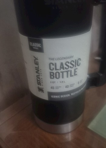 Stanley Siyah Klasik Termos Şişe 1.9L