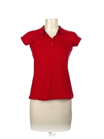 Koton T-shirt %70 İndirimli.