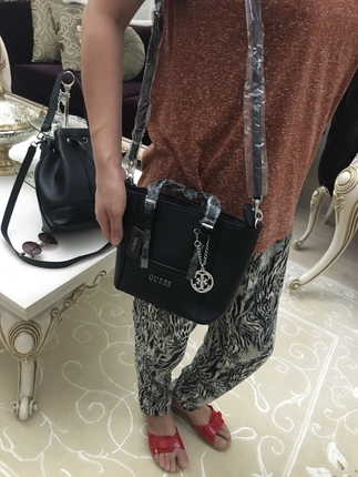 Diğer Guess Delanay