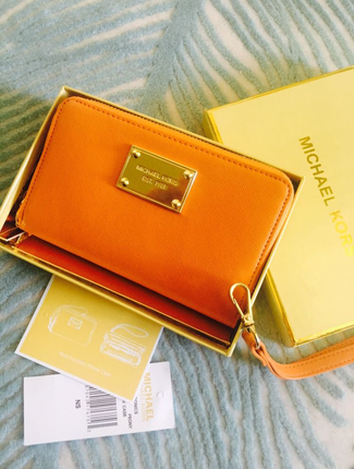 Micheal Kors phonecase 