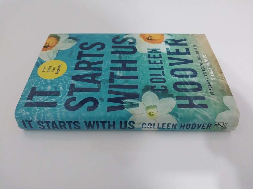 It Starts With Us - Colleen Hoover - Görsel 3