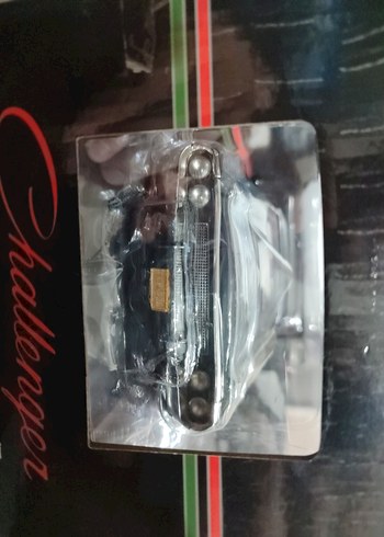 Beden Renk 1970 Dodge Challenger R/T Siyah Oyuncak Araba