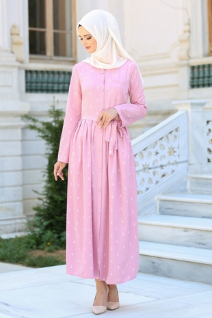 Pembe elbise