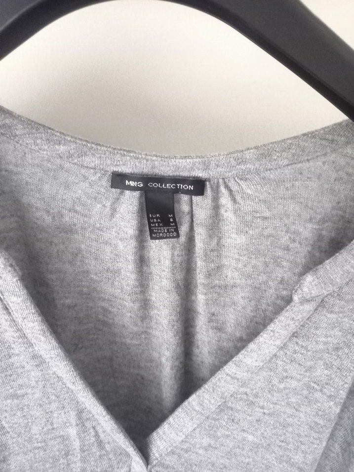 mango v yaka triko elbise - Görsel 4