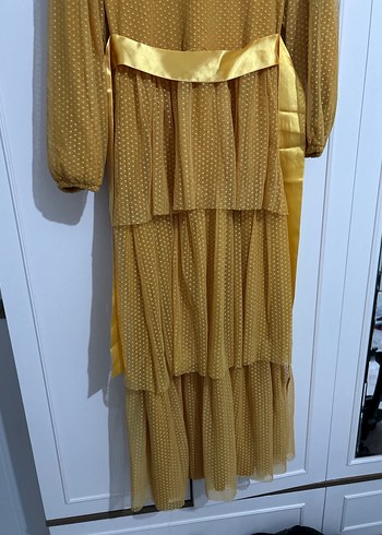 Sarı Vintage Piliseli Uzun Elbise - Görsel 3