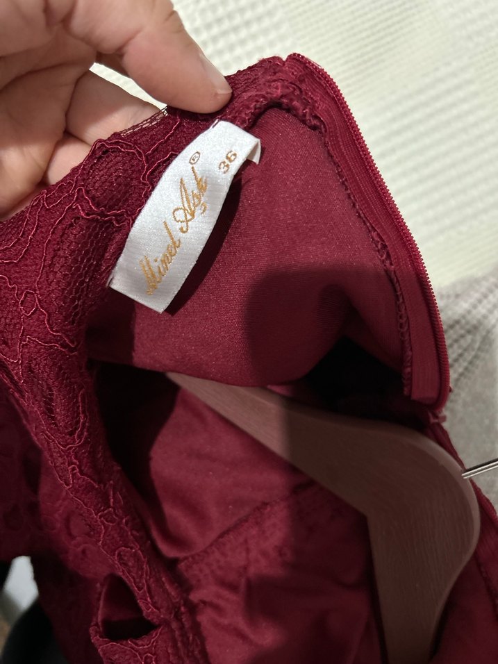 Bordo Dantel Detaylı Vintage Uzun Elbise - Görsel 4