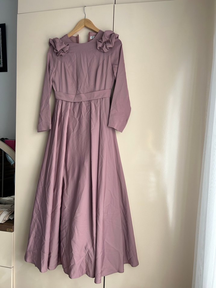 Uzun Drapeli Kadın Elbise - Görsel 2