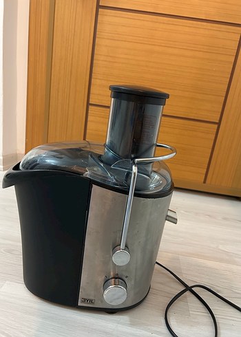 Gri Renkli Paslanmaz Çelik Katı Meyve Sıkacağı - Görsel 3