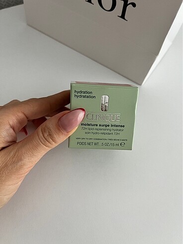 Clinique nemlendirici