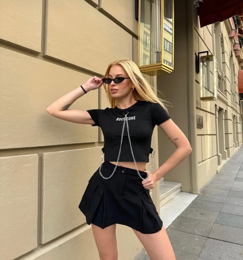 Zincirli Crop Bluz - Görsel 2